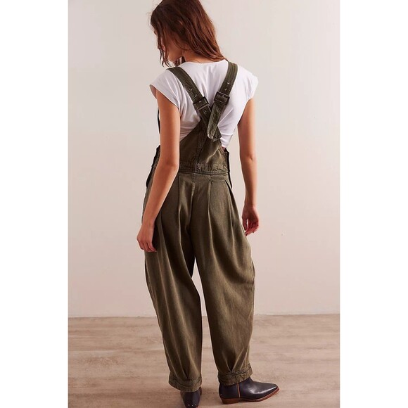 Free People We The Free Felix Tapered Overalls Jumpsuit Pinafore Olive M 283554 - Picture 3 of 11